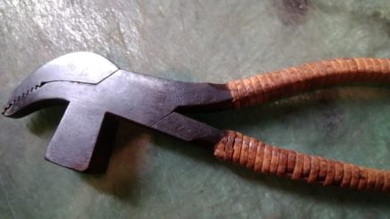 日本製ワニ靴作る道具 特製・ワニ - 靴材料販売（株）マモル・オンラインショップ